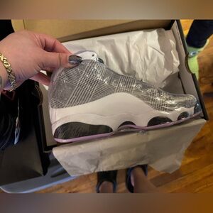 Jordan Retro 13 Houndsooth 7Y (8.5 Women) New